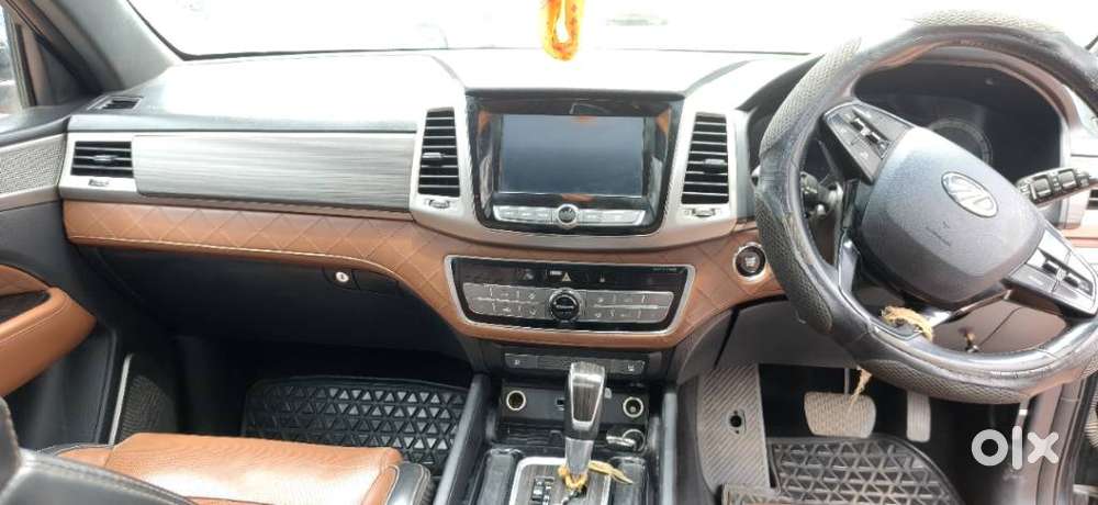 Mahindra Alturas G4 4x2 At, 2019, Diesel