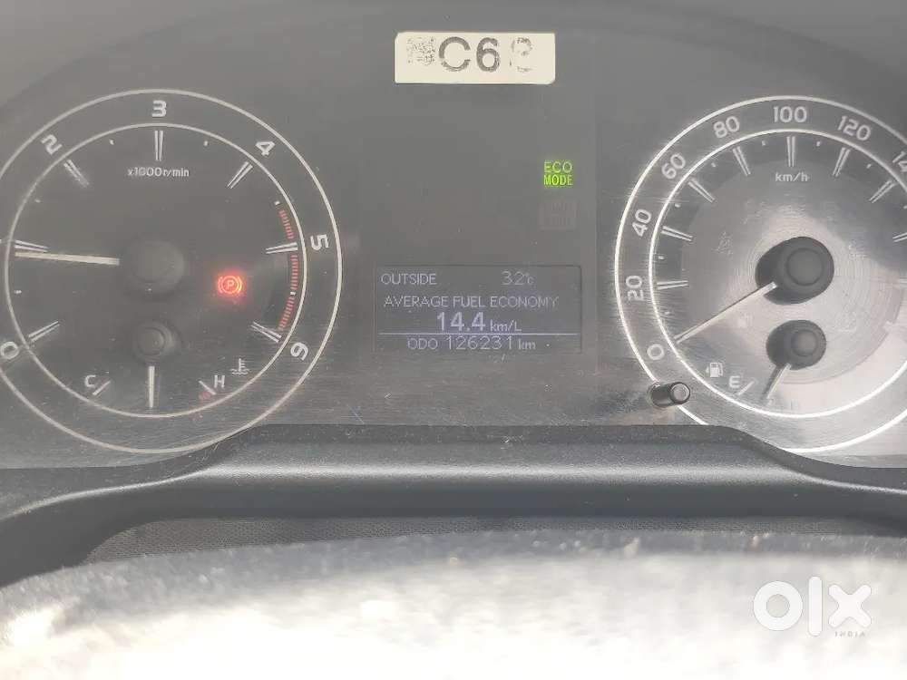 Toyota Innova Crysta 2017 Diesel Manual 127000 Km
