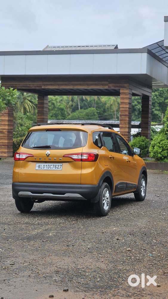 Renault Triber Rxt, 2024, Petrol