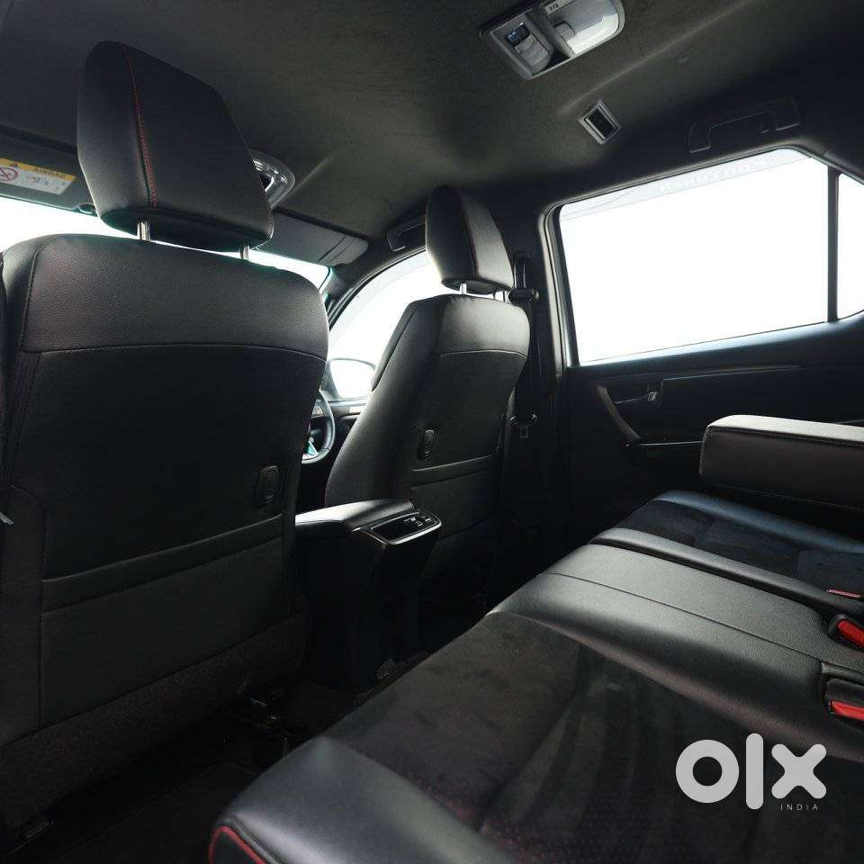 Toyota Fortuner 2.8 Gr-s, 2023, Diesel