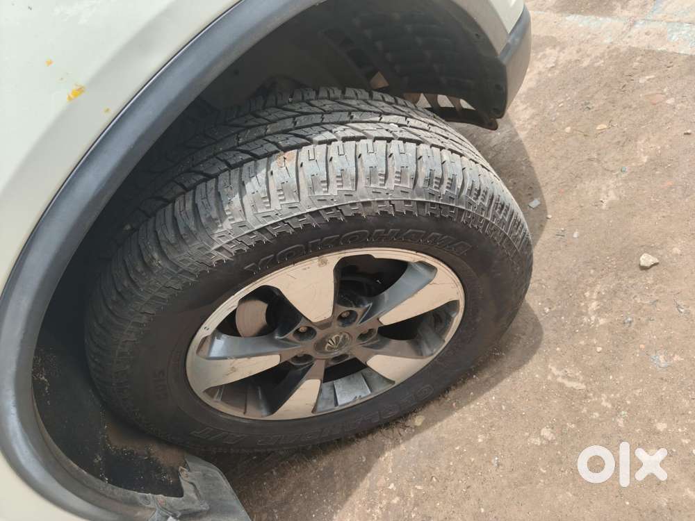 Mahindra Alturas G4 4wd At, 2020, Diesel