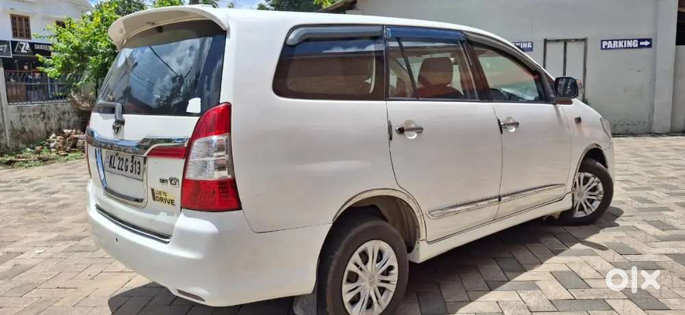 Toyota Innova 2014 Diesel Manual 3rd Owner