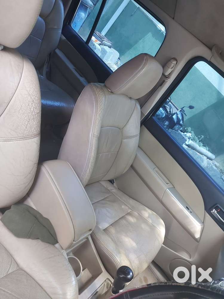 Ford Endeavour