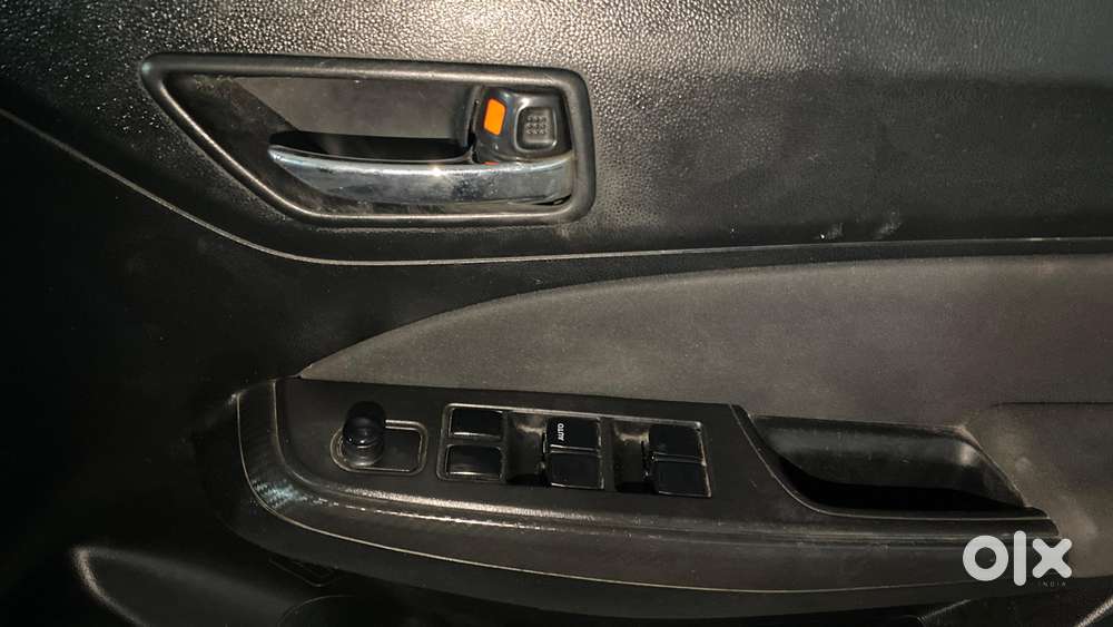 Maruti Suzuki Swift 2018 Vxi, 2019, Petrol