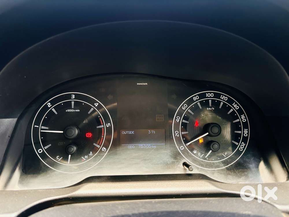Toyota Innova 2.5 Gx 8 Str Bs-iii, 2017, Diesel