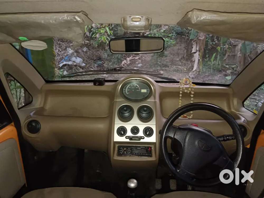 Tata Nano 20014 Petrol Well Maintained .