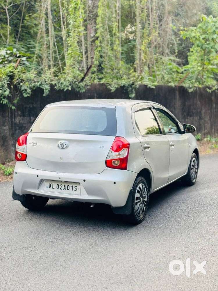 Toyota Etios Liva 2013-2014 G, 2013, Petrol
