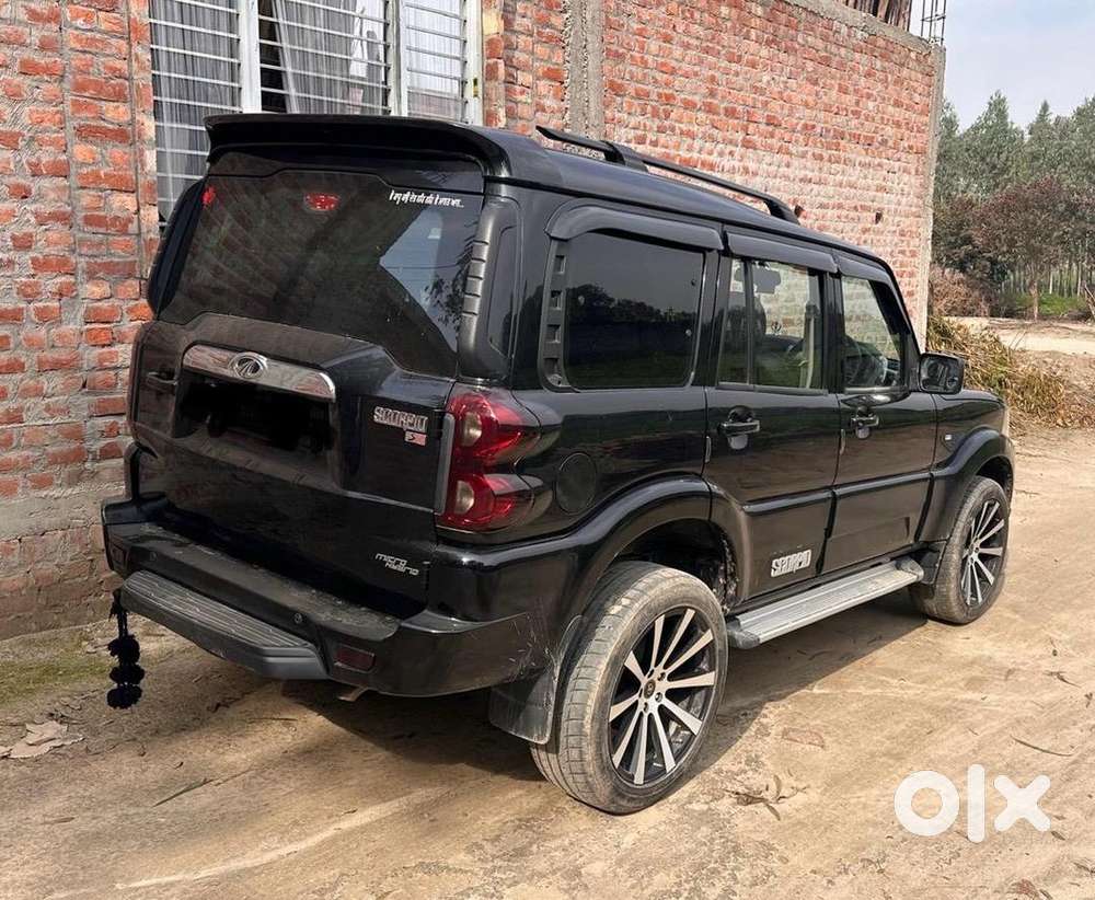 Mahindra Scorpio 2021 Diesel 25000 Km Driven