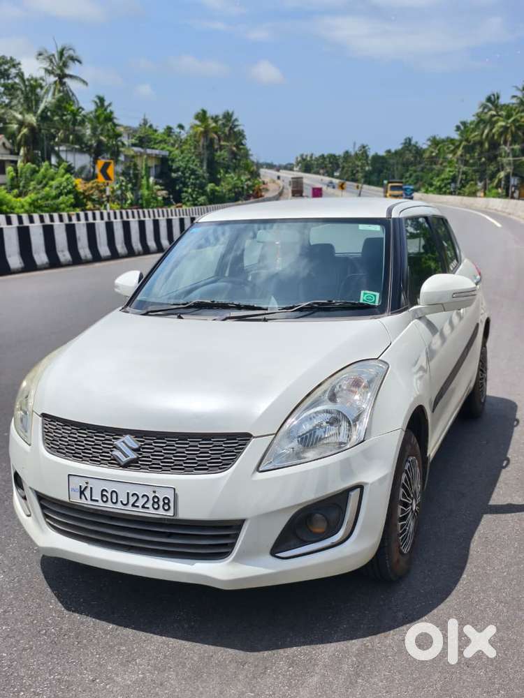 Maruti Suzuki Swift Vxi 1.2 Abs Bs-iv, 2015, Petrol