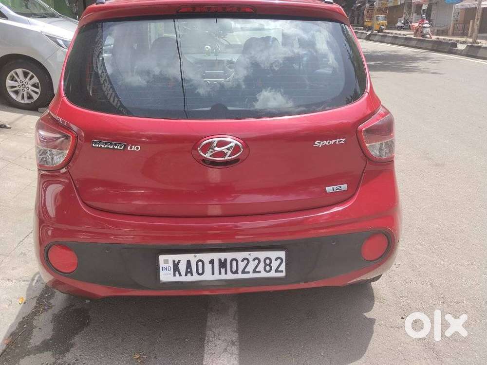 Hyundai I10 Sportz, 2017, Petrol