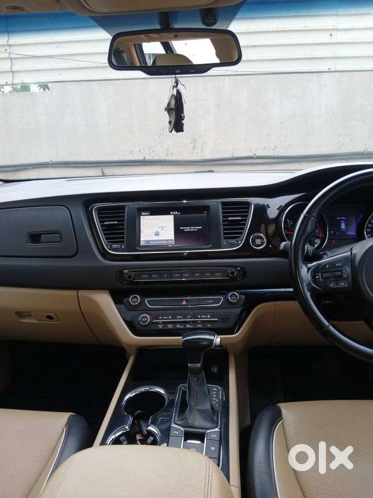 Kia Carnival Limousine Plus 7 Str, 2021, Diesel