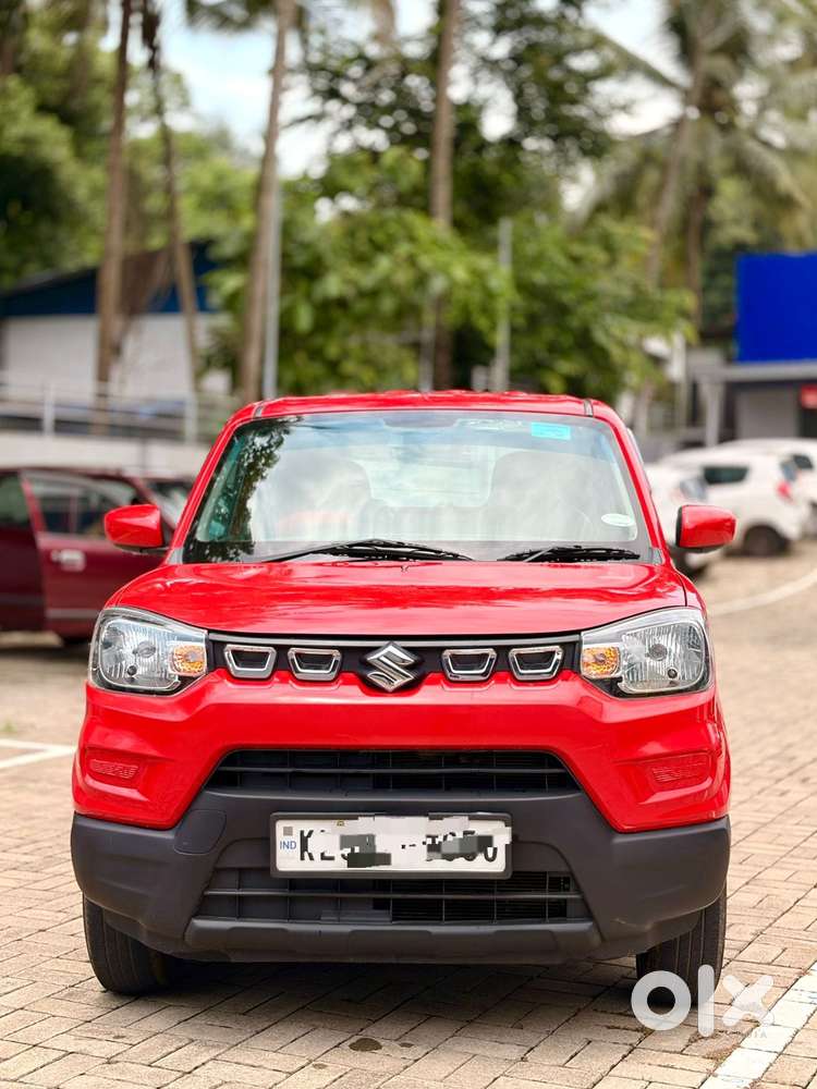 Maruti Suzuki S-presso Vxi Plus, 2023, Petrol