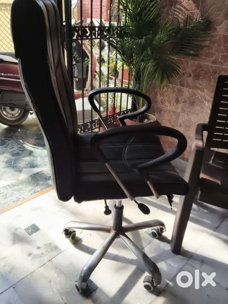 Black chair