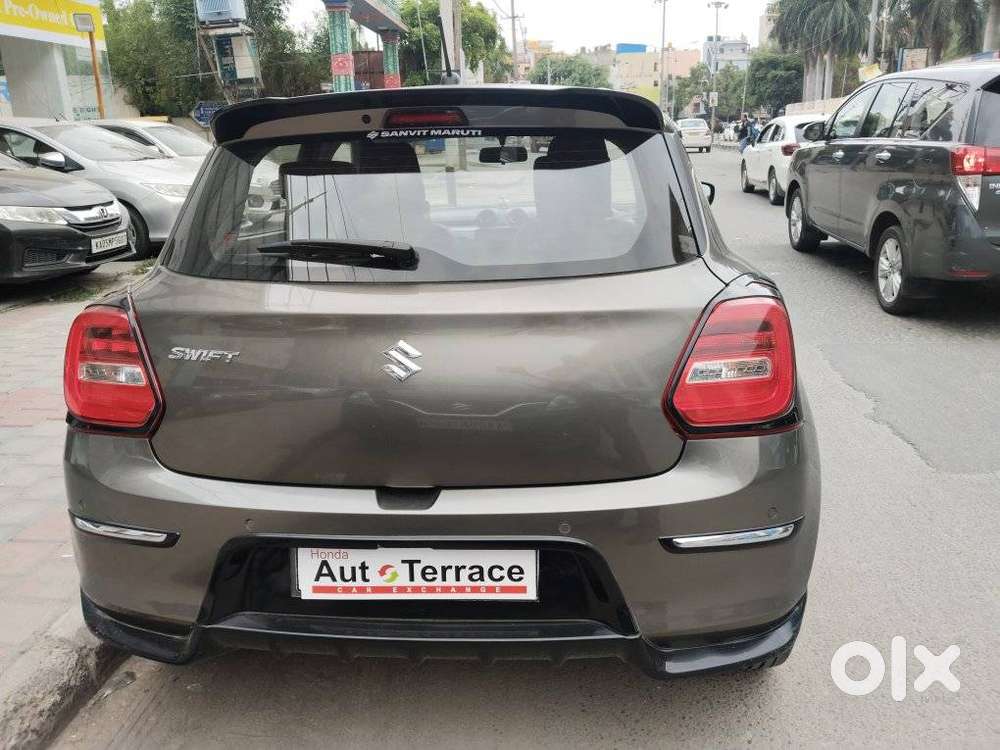 Maruti Suzuki Swift Zxi Plus Amt Dual Tone, 2019, Petrol