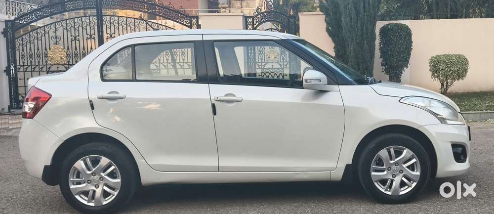 Maruti Suzuki Swift Dzire Zxi, 2012, Petrol