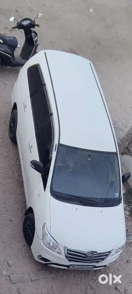 Toyota Innova 2016