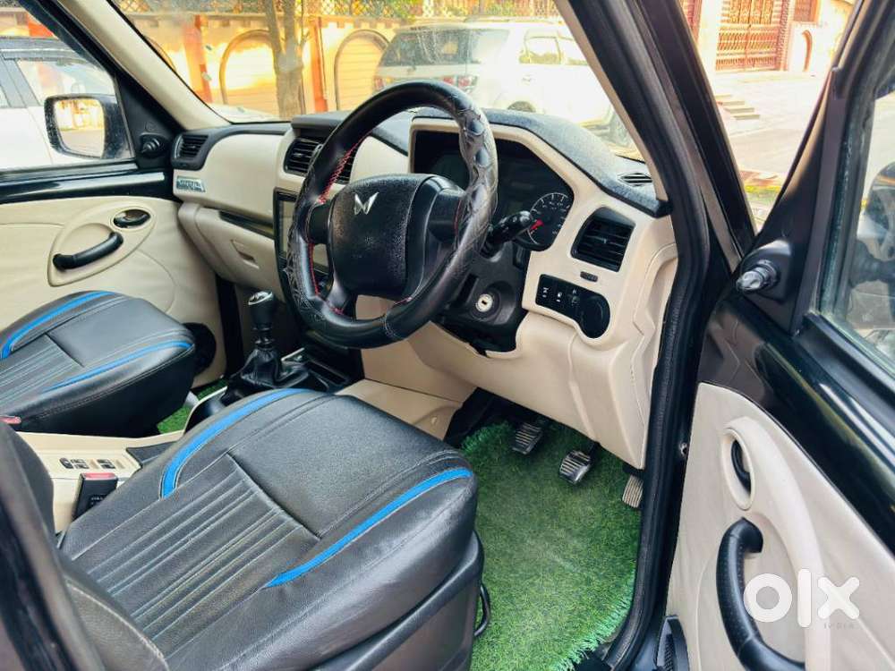 Mahindra Scorpio Classic 2.2 S Mt 7 Str, 2023, Diesel