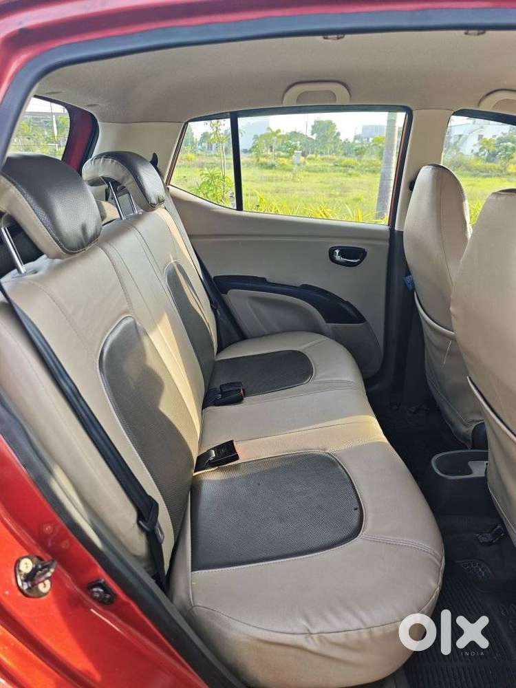 Hyundai I10 Sportz At, 2013, Petrol