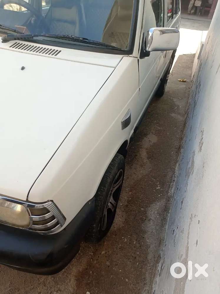 Maruti Suzuki 800 2010