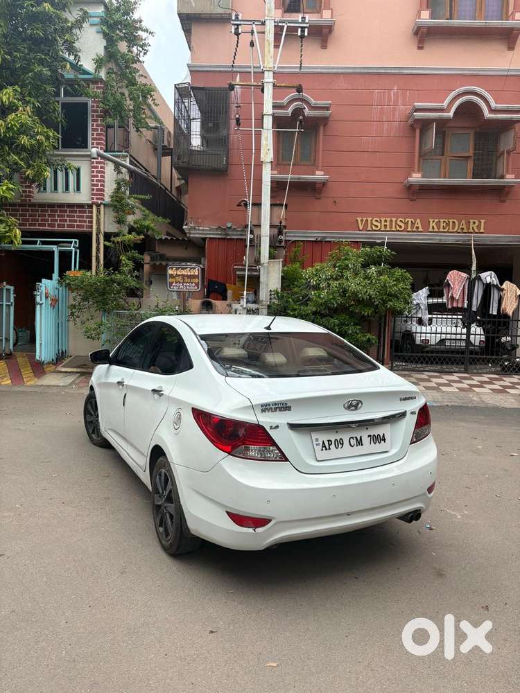 Hyundai Verna Fluidic 1.6 Crdi Sx Opt, 2012, Diesel