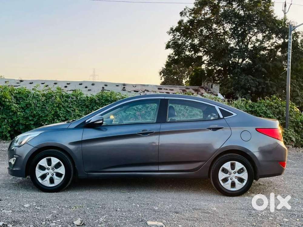 Hyundai Verna [2015-2017] Fluidic 4s 1.6 Vtvt Ex, 2016, Petrol