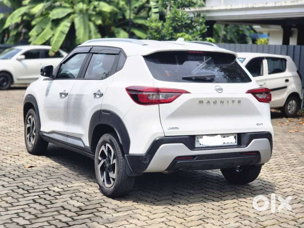 Nissan Magnite 1.0 Xv Premium Turbo Cvt, 2023, Petrol