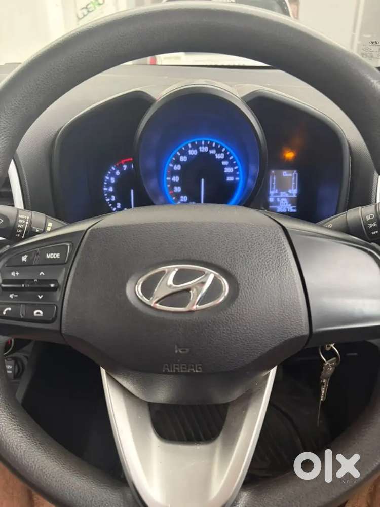 Hyundai Venue 2020 Petrol 36675 Km Driven