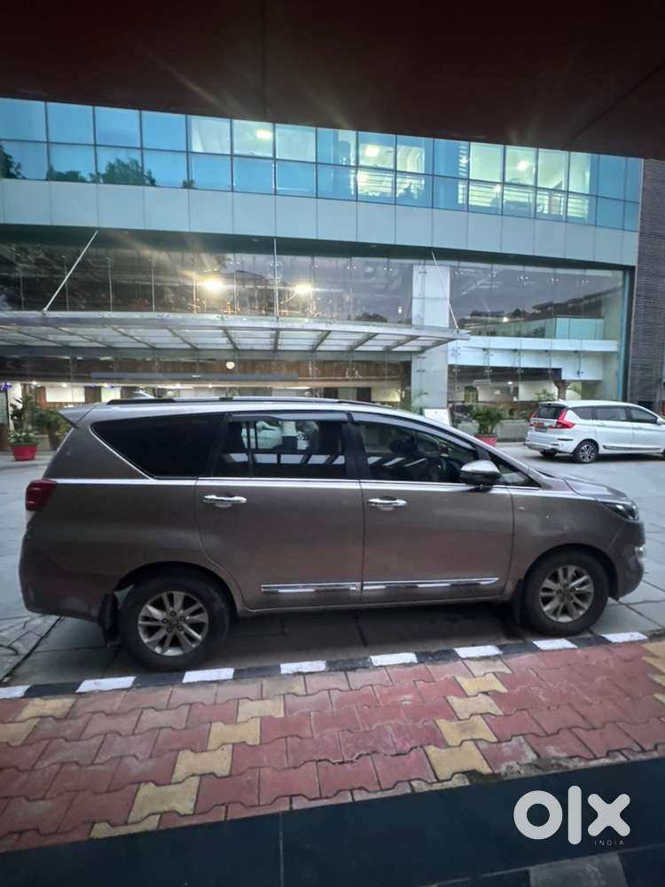 Toyota Innova Crysta 2019 Manual
