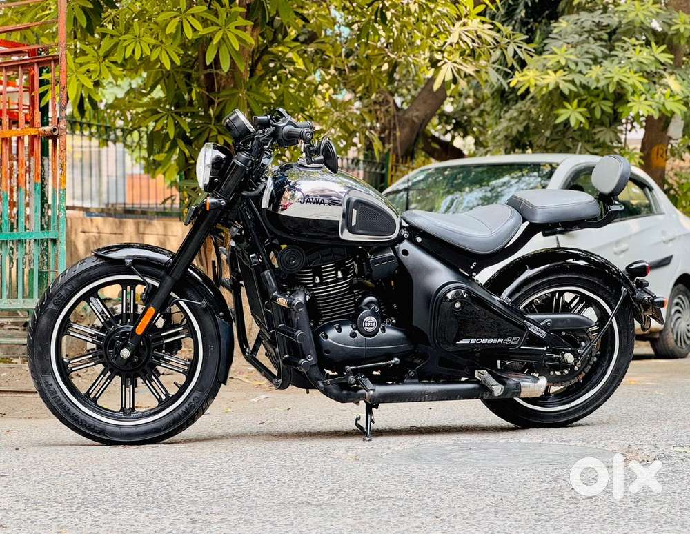 2024 jawa 42 bobber top model mirror black just 8,000 kms driven ...