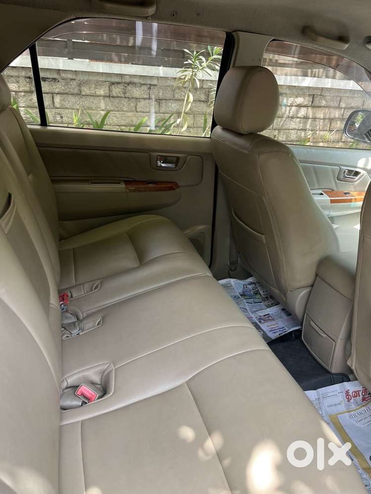 Toyota Fortuner 3.0 4x4 Manual, 2011, Diesel