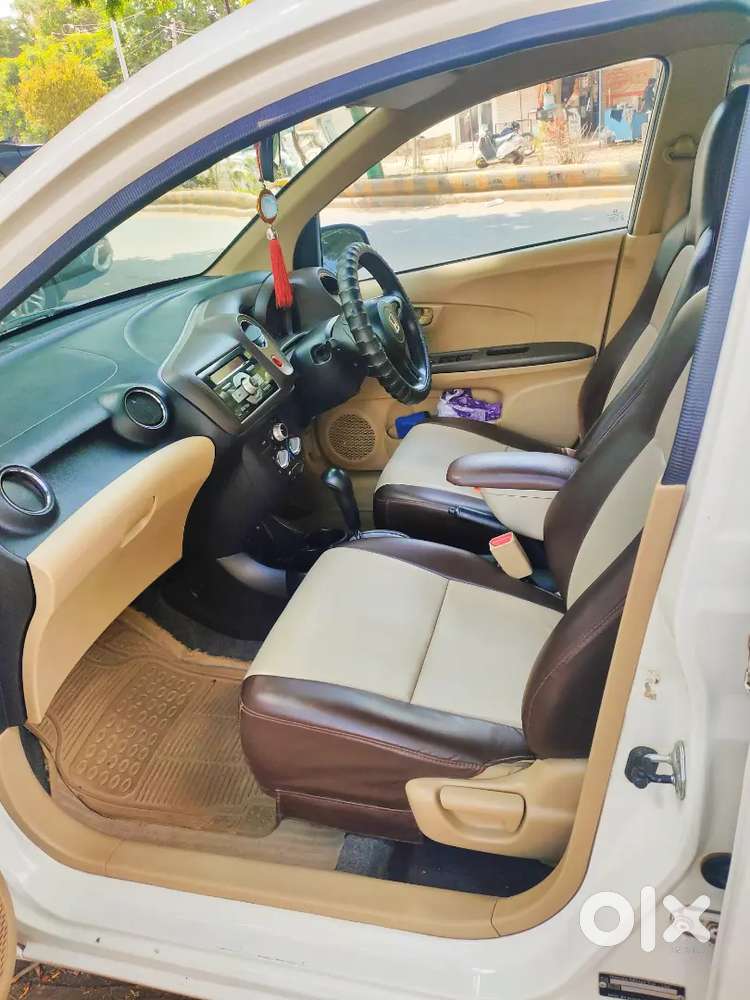 Ladies Driving.
Honda Amaze 2013 Cng & Hybrids Well Maintained