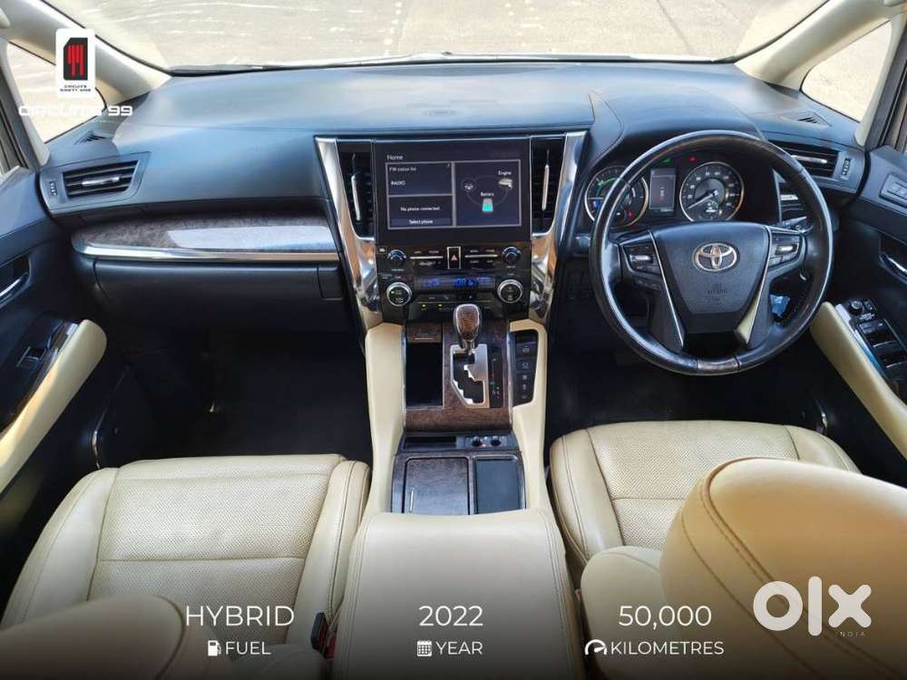 Toyota Vellfire 2.5 Executive Lounge, 2022, Cng & Hybrids
