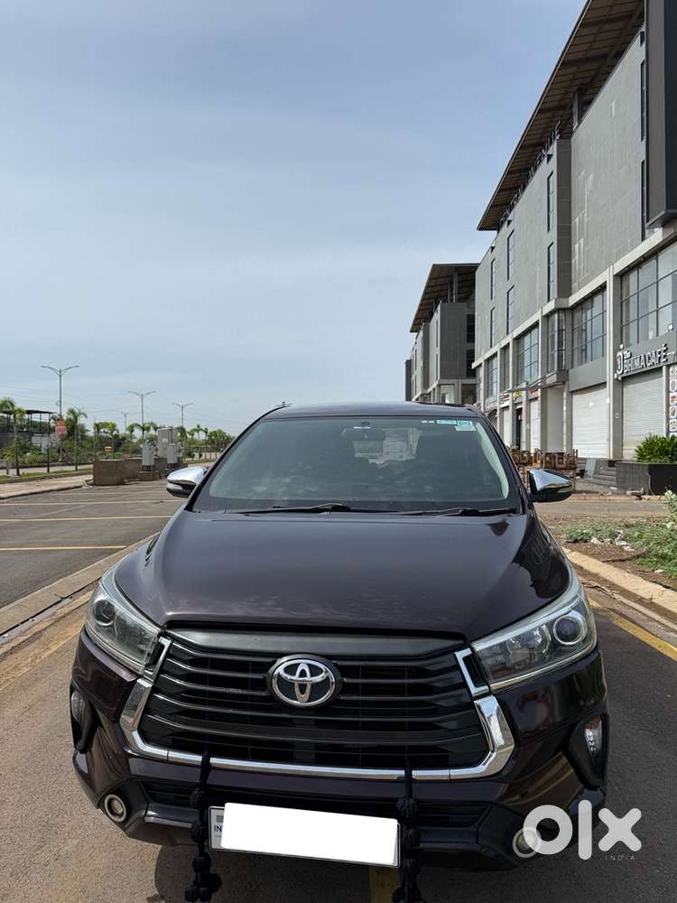 Toyota Innova Crysta 2016