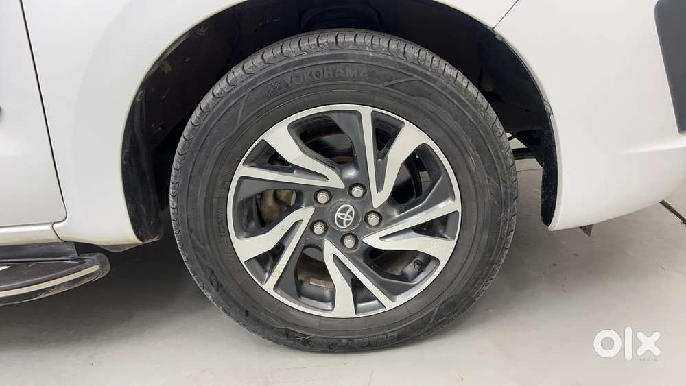 Toyota Innova Crysta [2020-ongoing] 2.7 Vx 7 Str, 2022, Petrol
