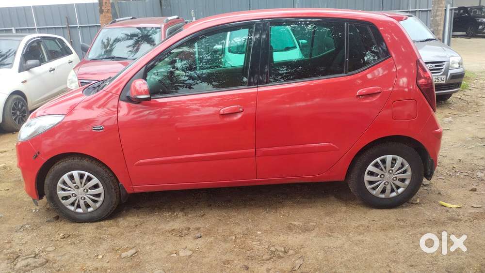 Hyundai I10 Sportz At, 2013, Petrol