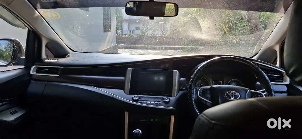 Toyota Innova Crysta 2017