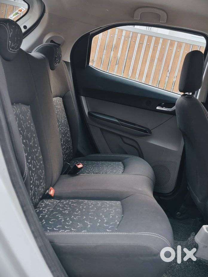 Tata Tiago 1.05 Revotorq Xz Plus Dualtone, 2021, Petrol