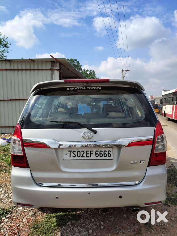Toyota Innova 2.5 G (diesel) 8 Seater, 2014, Diesel