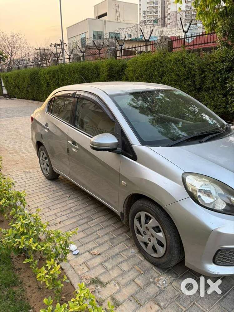 Honda Amaze 2016 Diesel Well Maintained