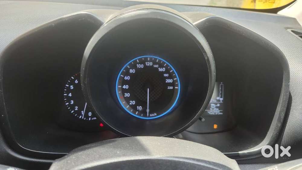 Hyundai Venue 1.2 S (o), 2021, Petrol