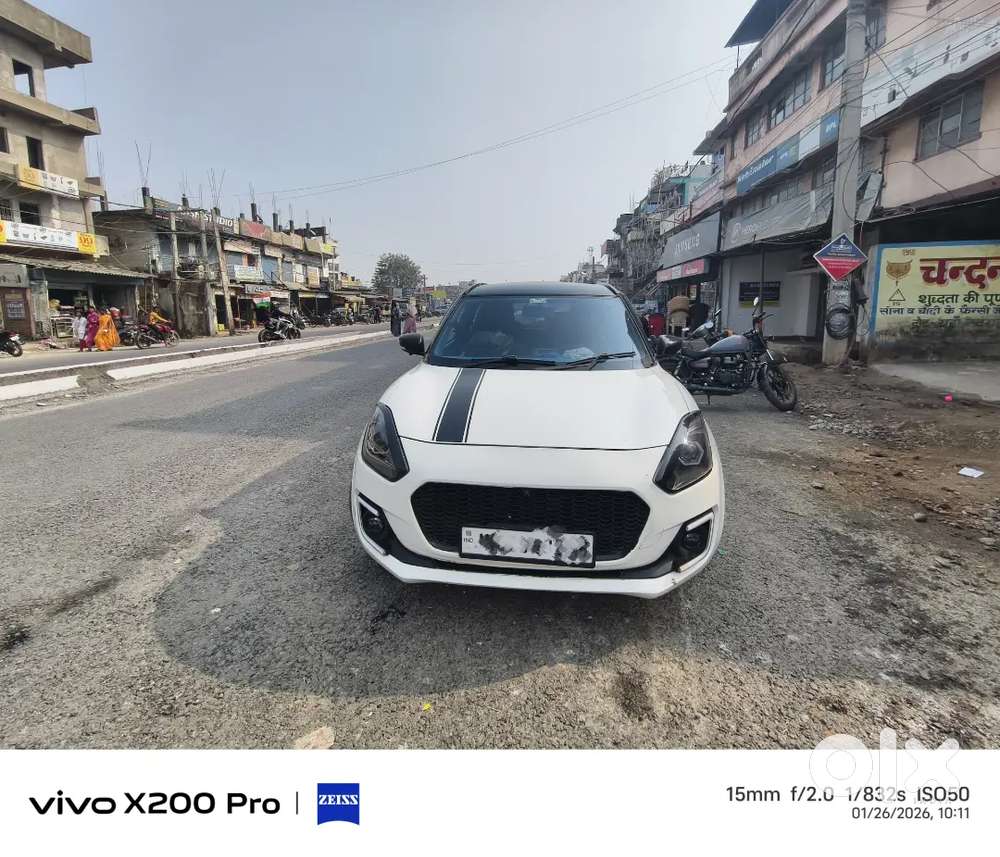 Maruti Suzuki Swift 2023 Petrol 35000 Km Driven