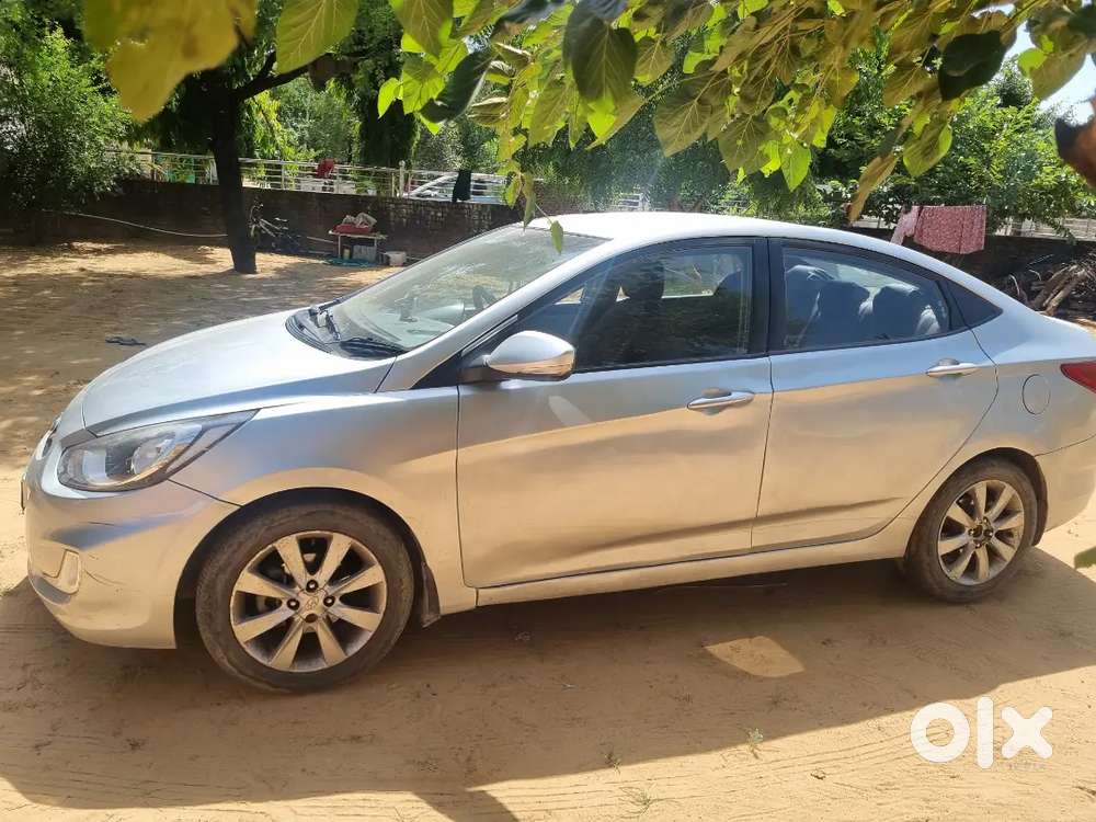 Hyundai Verna Crdi Sx 2012