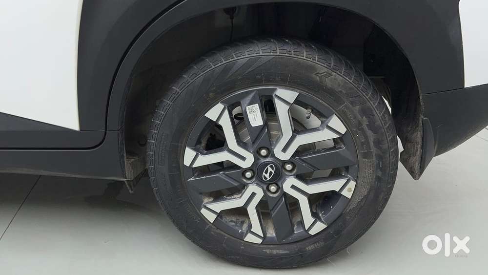 Hyundai Exter Sx (o) Connect 1.2 Amt Dual Tone, 2024, Petrol