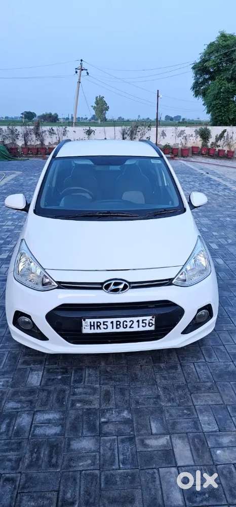 Hyundai Grand I10 Sportz 2015