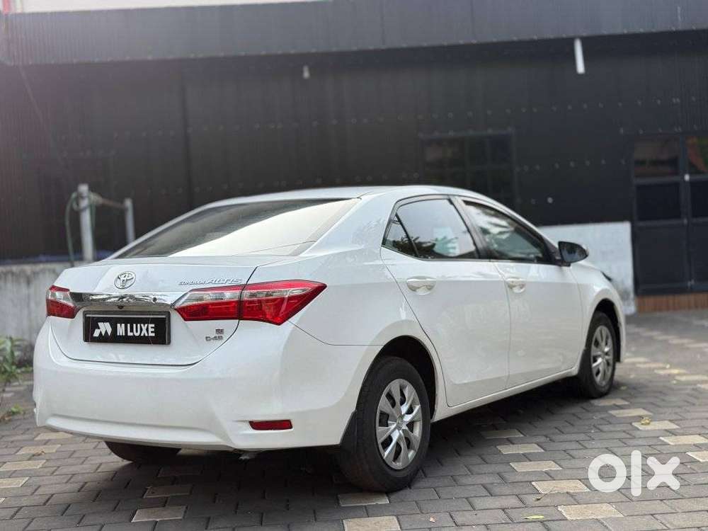 Toyota Corolla Altis J, 2015, Diesel
