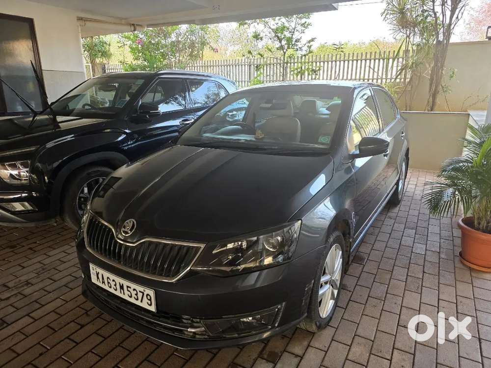 Skoda Rapid Top End Petrol