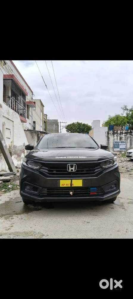 Honda Amaze 2023 Petrol 105000 Km Driven