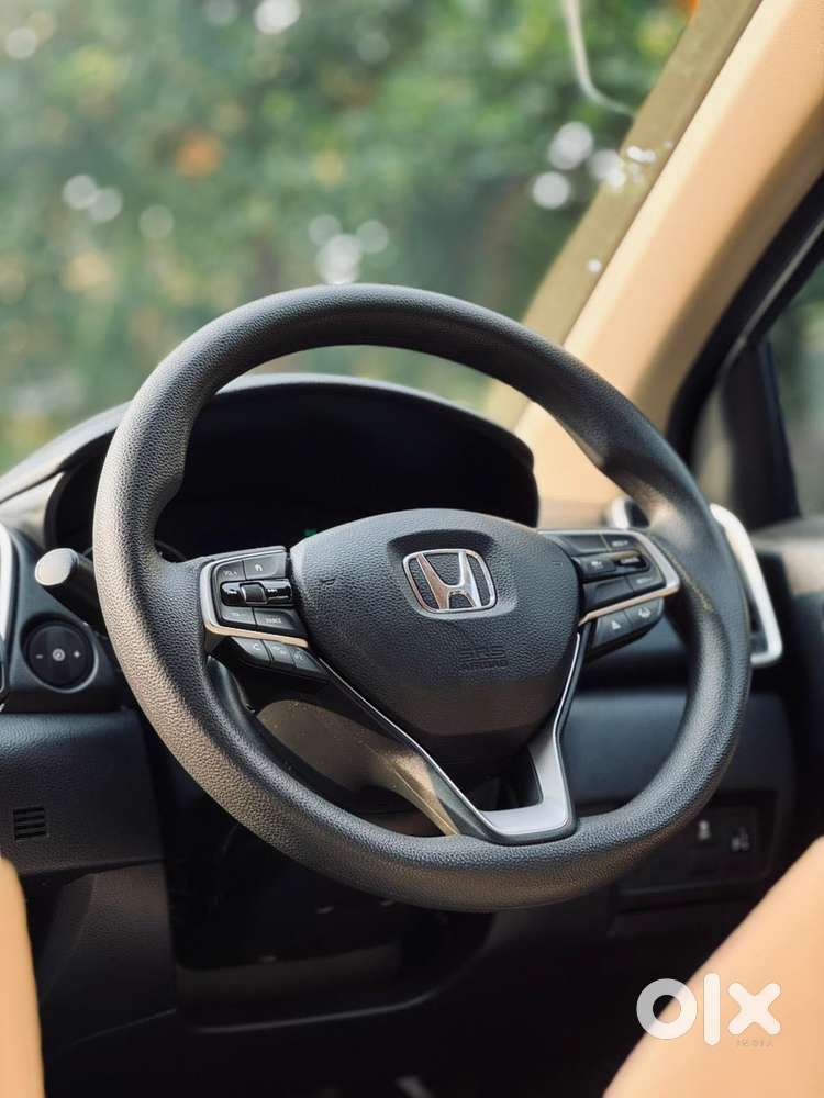 Honda City V Mt Exclusive, 2024, Petrol