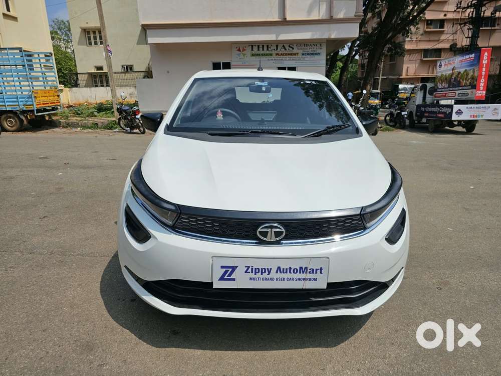 Tata Altroz 1.2 Xm Plus, 2023, Petrol