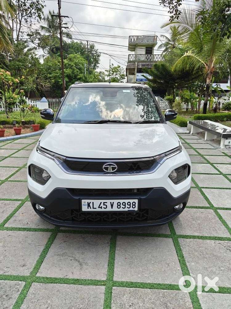 Tata Punch Accomplished Amt, 2022, Petrol